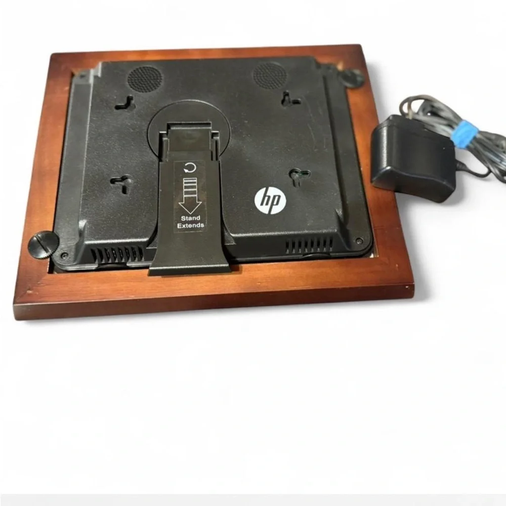 HP 8 inch digital photo Frame